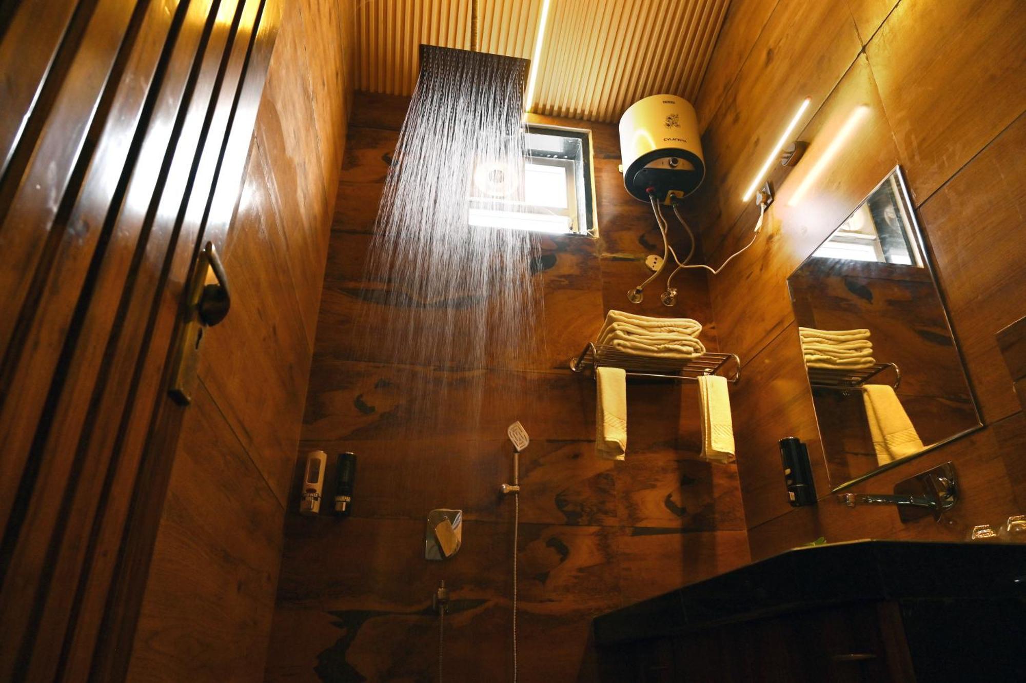 Olive Hotel Tala  ภายนอก รูปภาพ
